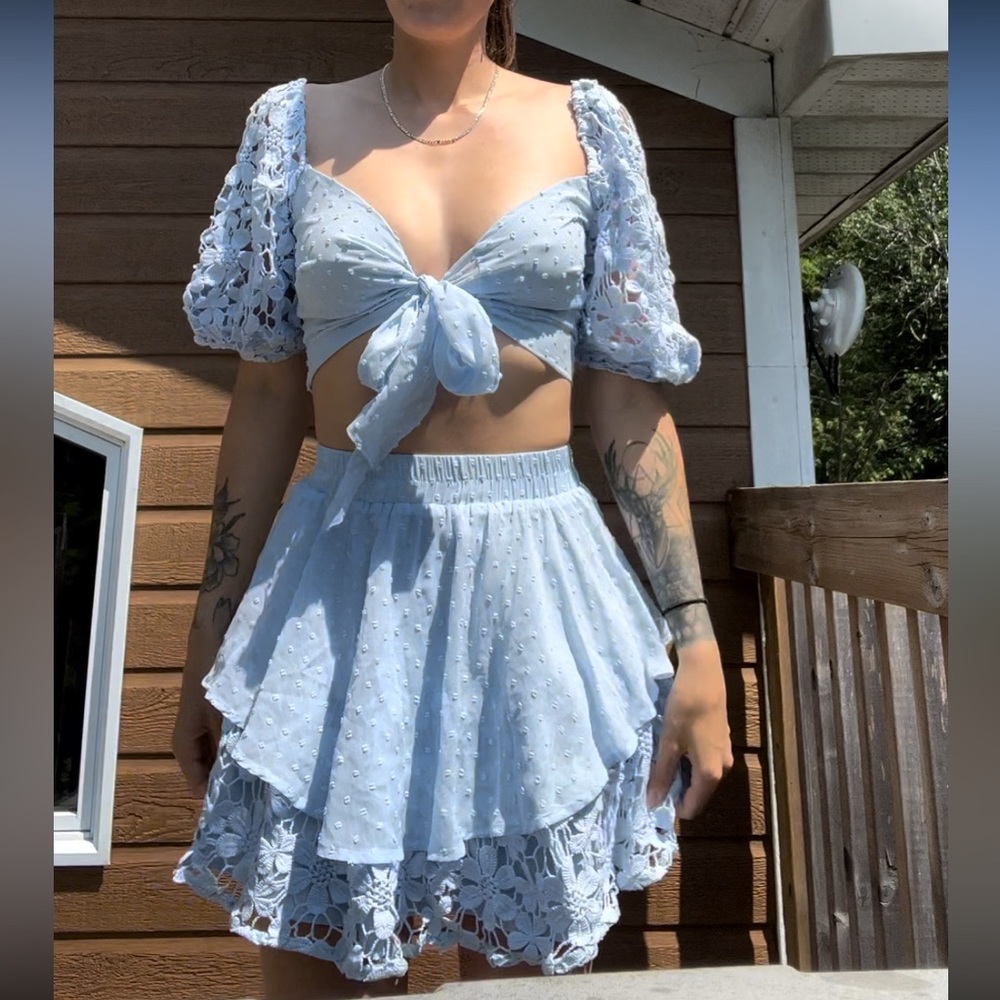 Blue two pieces selfie Leslie